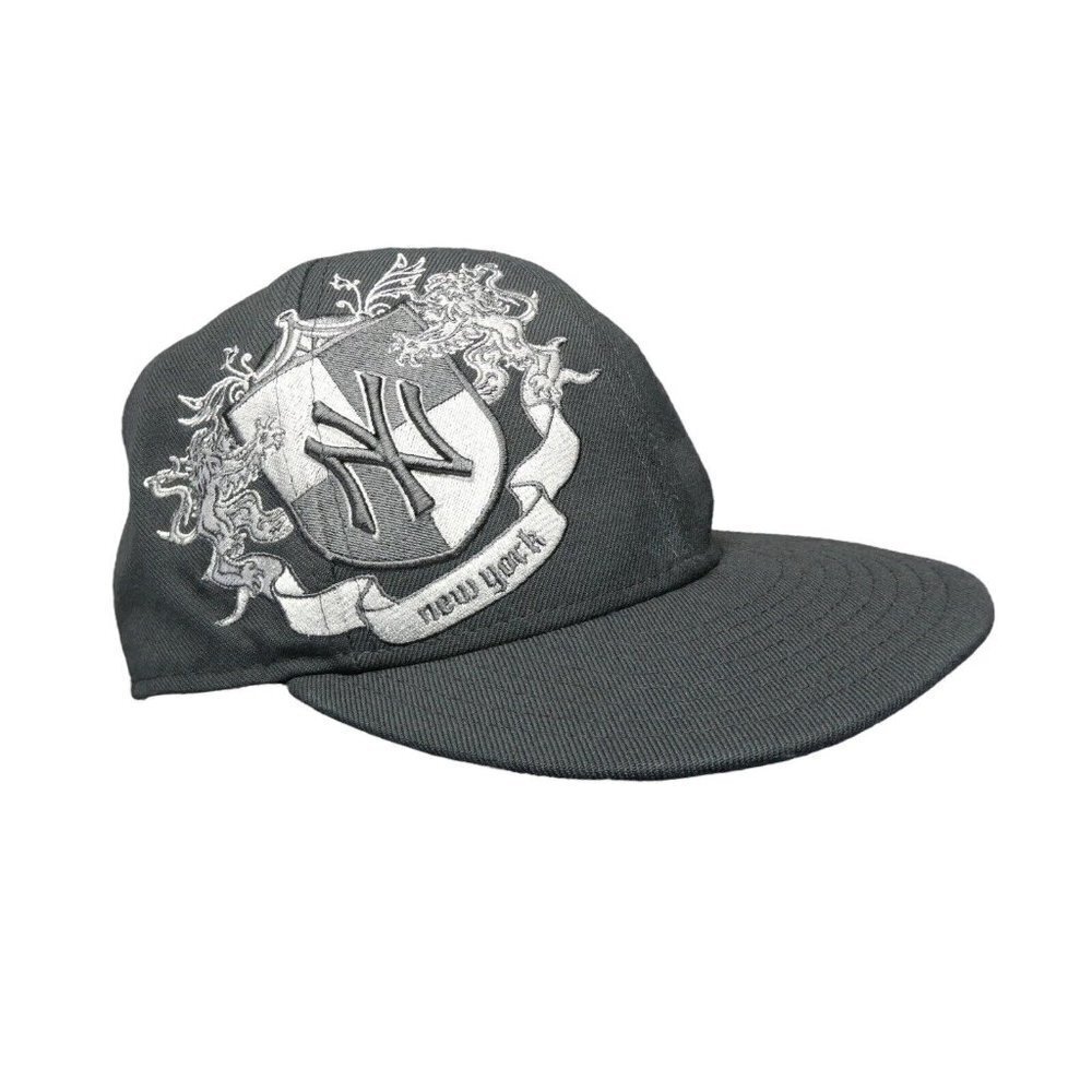 New Era New York Yankees Dark Grey Family‎ Crest Logo Hat 59Fifty Fitted 7 5/8